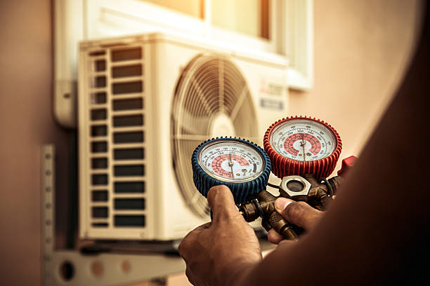 Professional Heat Pump Repair technician working in Buchanan Dam, TX